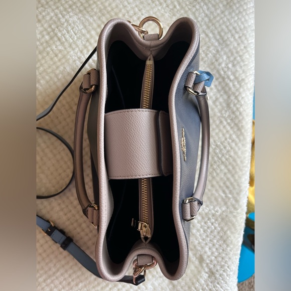 Coach Small Margot Carryall in Crossgrain Leather color block - Picture 5 of 10